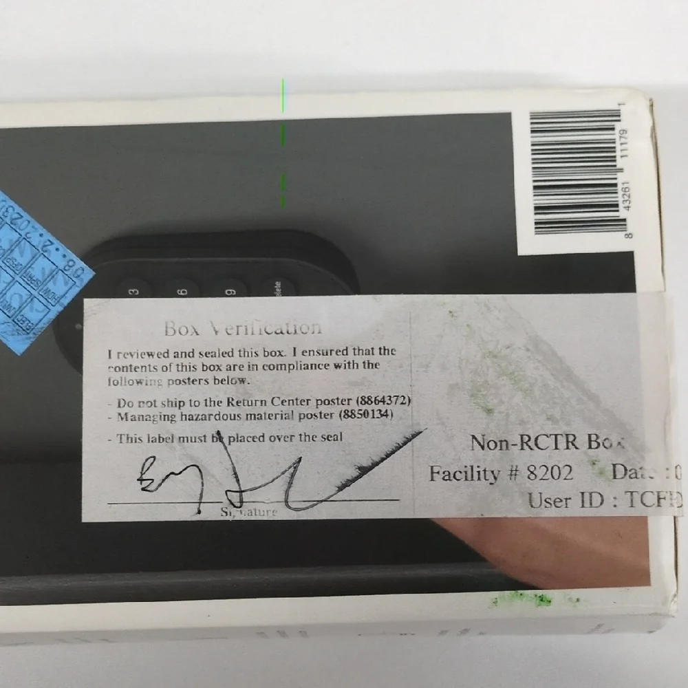 SimpliSafe Charcoal Security Lock - Picture 2 of 4